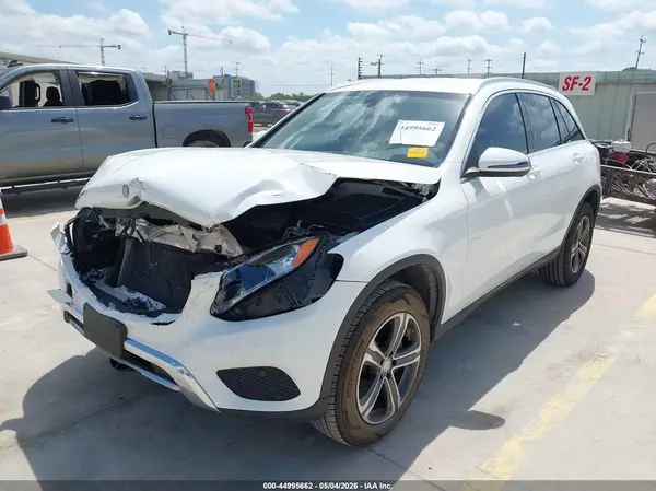WDC0G4JB9HF165129 2017 MERCEDES-BENZ GLC - Image 2