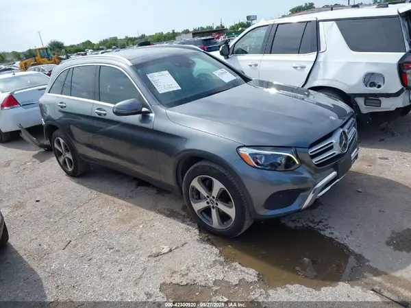 WDC0G4JB9HF261567 2017 MERCEDES-BENZ GLC - Image 1