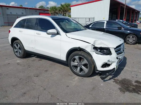 WDC0G4JB9HV006052 2017 MERCEDES-BENZ GLC - Image 1