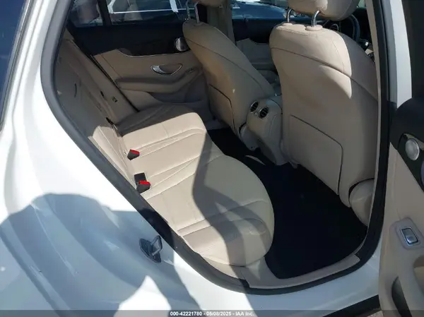 WDC0G4JB9HV006052 2017 MERCEDES-BENZ GLC - Image 8