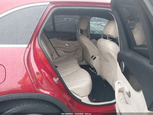 WDC0G4JB9HV011395 2017 MERCEDES-BENZ GLC - Image 8