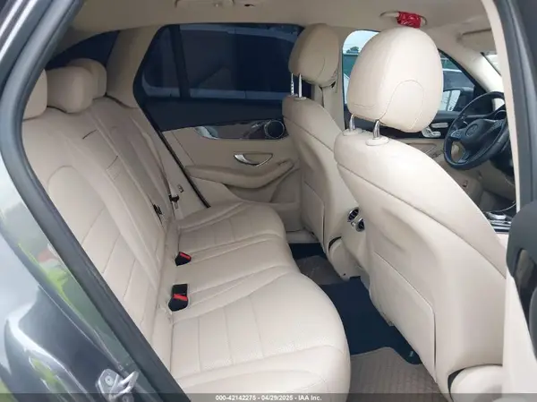 WDC0G4JB9HV011882 2017 MERCEDES-BENZ GLC - Image 8