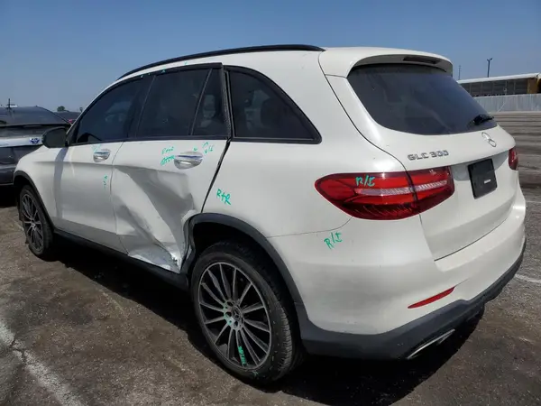 WDC0G4JB9HV012577 2017 MERCEDES-BENZ GLC - Image 2