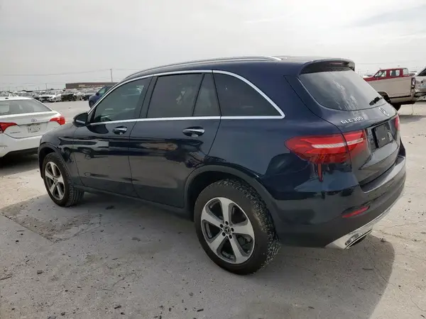 WDC0G4JB9JF337276 2018 MERCEDES-BENZ GLC - Image 2