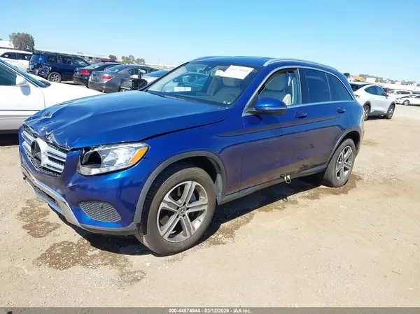WDC0G4JB9JF359830 2018 MERCEDES-BENZ GLC - Image 2