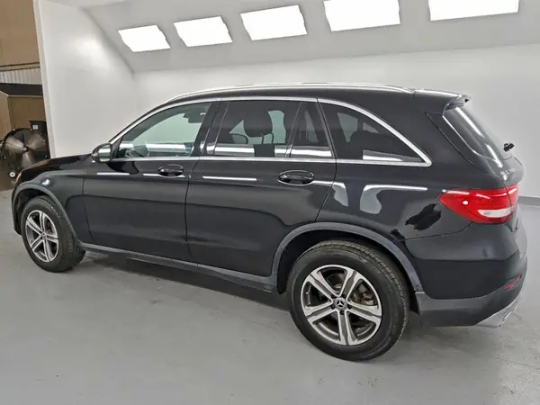 WDC0G4JB9JV019664 2018 MERCEDES-BENZ GLC - Image 2