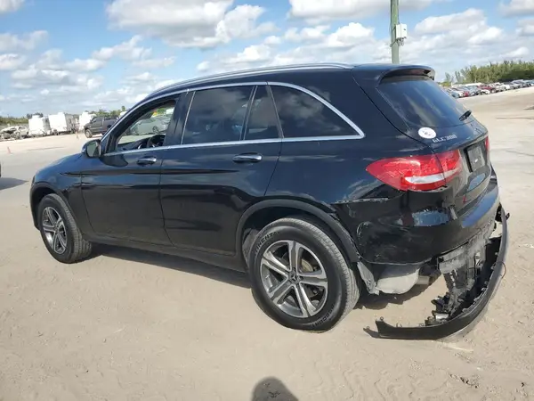WDC0G4JB9JV024640 2018 MERCEDES-BENZ GLC - Image 2
