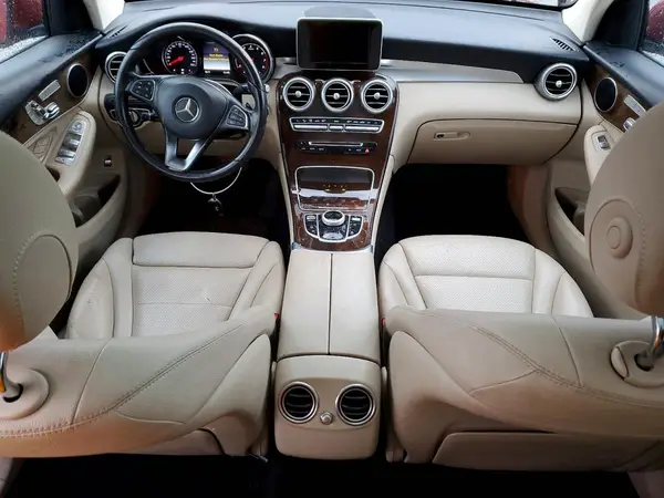 WDC0G4JB9JV060439 2018 MERCEDES-BENZ GLC - Image 8