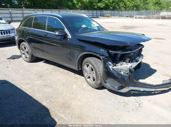 WDC0G4JB9JV069304 2018 MERCEDES-BENZ GLC - Image 1