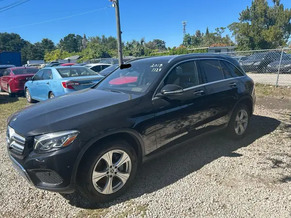 WDC0G4JB9JV069741 2018 MERCEDES-BENZ GLC - Image 2