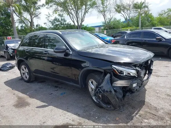 WDC0G4JB9JV084496 2018 MERCEDES-BENZ GLC - Image 1