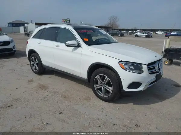 WDC0G4JB9JV088063 2018 MERCEDES-BENZ GLC - Image 1