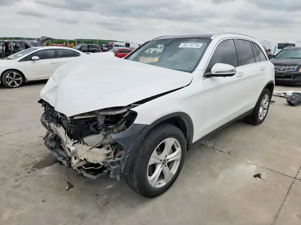 WDC0G4JB9JV103788 2018 MERCEDES-BENZ GLC - Image 1