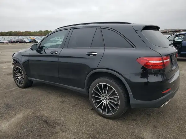 WDC0G4JB9JV111664 2018 MERCEDES-BENZ GLC - Image 2