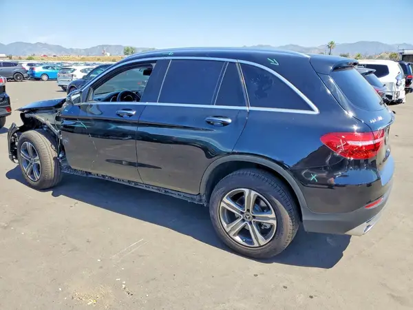 WDC0G4JB9K1002520 2019 MERCEDES-BENZ GLC - Image 2