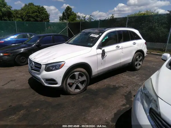 WDC0G4JB9KF598909 2019 MERCEDES-BENZ GLC - Image 2