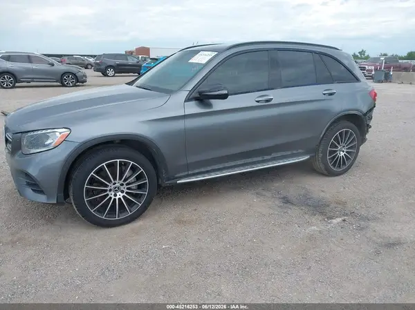 WDC0G4JB9KV126277 2019 MERCEDES-BENZ GLC - Image 2