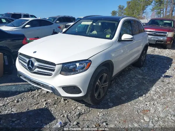 WDC0G4JB9KV131737 2019 MERCEDES-BENZ GLC - Image 2