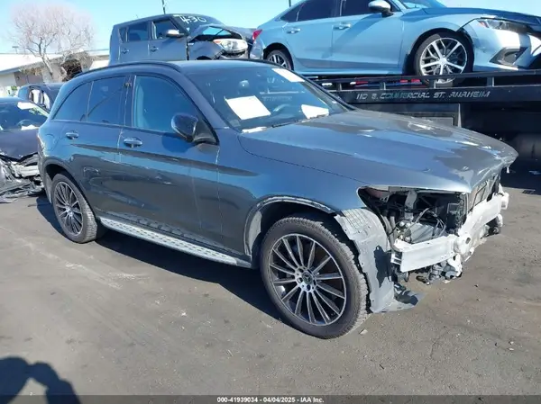 WDC0G4JB9KV135836 2019 MERCEDES-BENZ GLC - Image 1