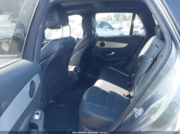 WDC0G4JB9KV135836 2019 MERCEDES-BENZ GLC - Image 8