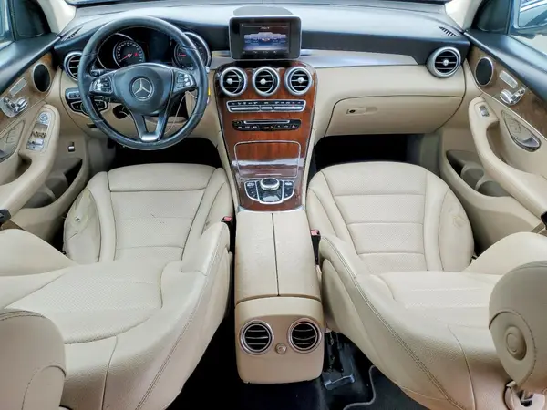 WDC0G4JB9KV140549 2019 MERCEDES-BENZ GLC - Image 8