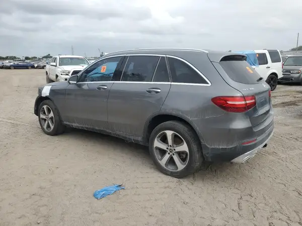 WDC0G4JB9KV143645 2019 MERCEDES-BENZ GLC - Image 2