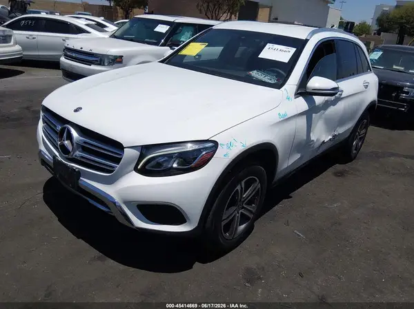 WDC0G4JB9KV189217 2019 MERCEDES-BENZ GLC - Image 2