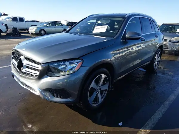 WDC0G4JBXGF006411 2016 MERCEDES-BENZ GLC - Image 2