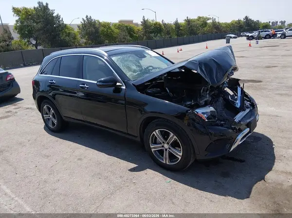WDC0G4JBXGF007137 2016 MERCEDES-BENZ GLC - Image 1