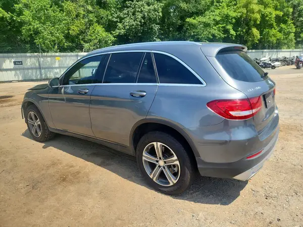 WDC0G4JBXGF009566 2016 MERCEDES-BENZ GLC - Image 2