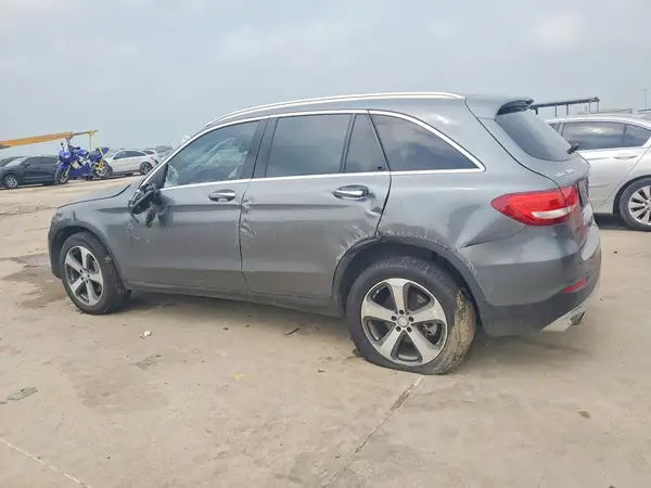 WDC0G4JBXGF026304 2016 MERCEDES-BENZ GLC - Image 2