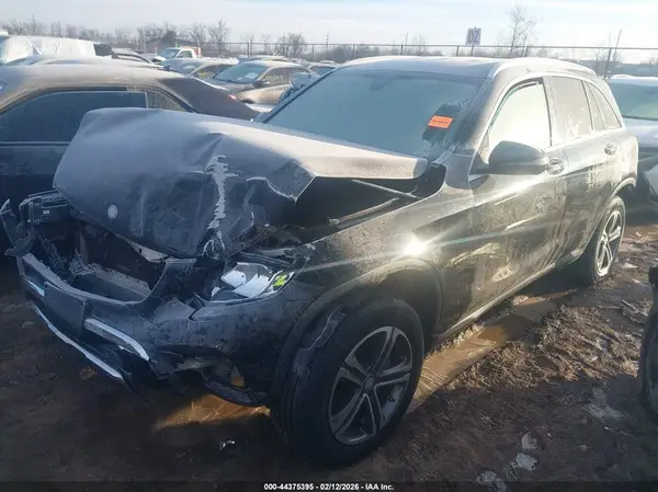 WDC0G4JBXGF036332 2016 MERCEDES-BENZ GLC - Image 2