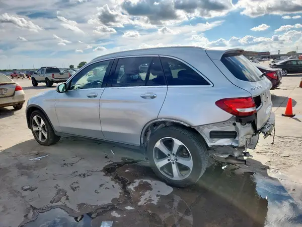 WDC0G4JBXGF056774 2016 MERCEDES-BENZ GLC - Image 2