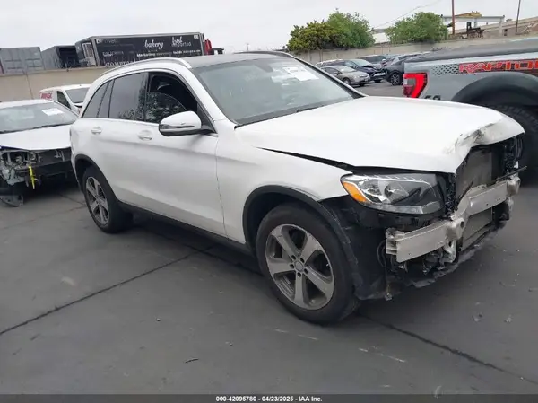 WDC0G4JBXGF072408 2016 MERCEDES-BENZ GLC - Image 1