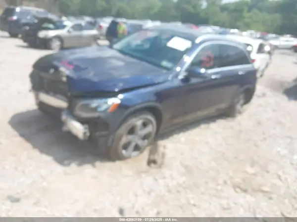 WDC0G4JBXGF080962 2016 MERCEDES-BENZ GLC - Image 2