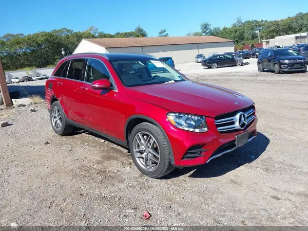 WDC0G4JBXGF082369 2016 MERCEDES-BENZ GLC - Image 1