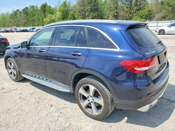 WDC0G4JBXGF083523 2016 MERCEDES-BENZ GLC - Image 2