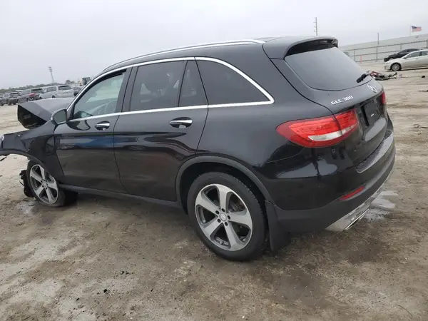 WDC0G4JBXGF092870 2016 MERCEDES-BENZ GLC - Image 2