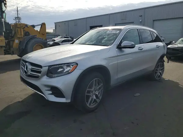 WDC0G4JBXHF122886 2017 MERCEDES-BENZ GLC - Image 1