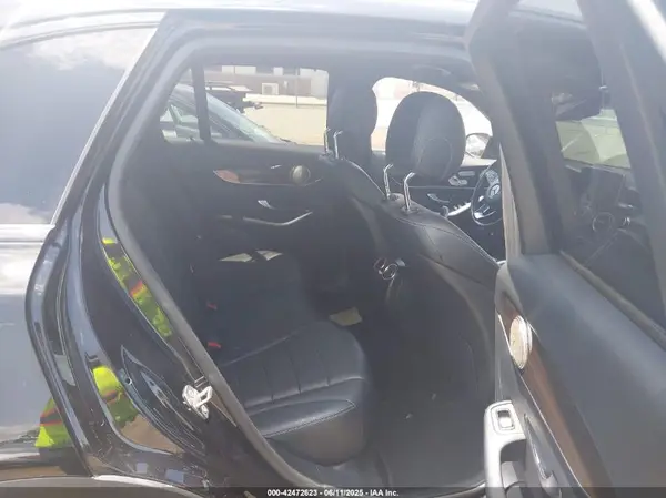 WDC0G4JBXHF125030 2017 MERCEDES-BENZ GLC - Image 8