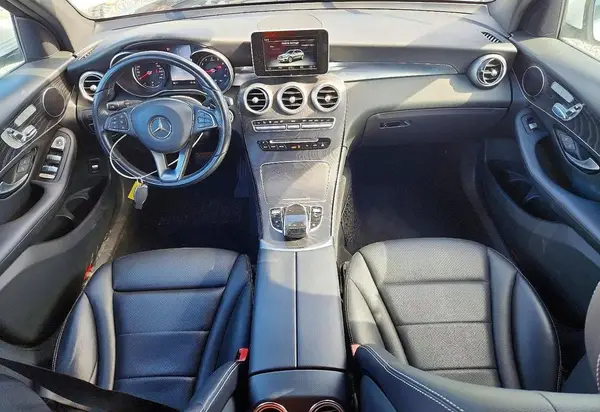 WDC0G4JBXHF126050 2017 MERCEDES-BENZ GLC - Image 8