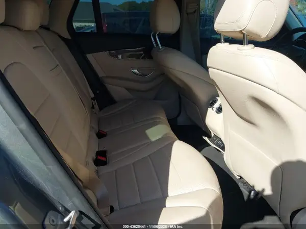 WDC0G4JBXHF128428 2017 MERCEDES-BENZ GLC - Image 8