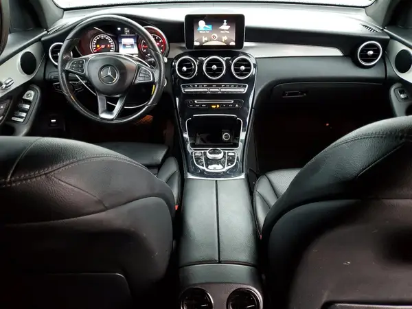 WDC0G4JBXHF136013 2017 MERCEDES-BENZ GLC - Image 8
