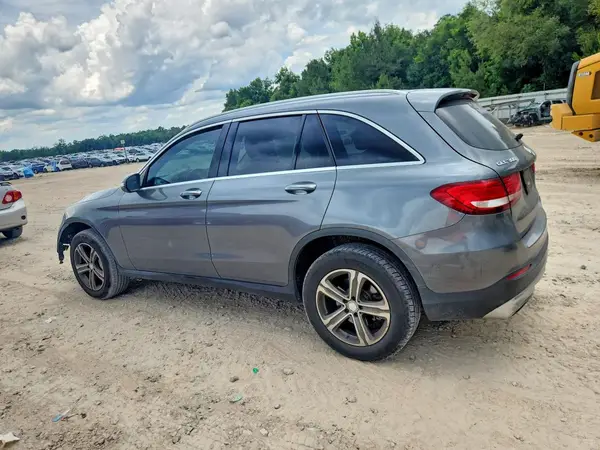 WDC0G4JBXHF137551 2017 MERCEDES-BENZ GLC - Image 2