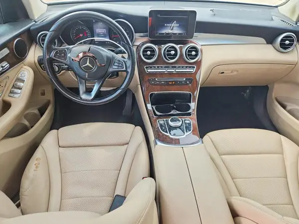 WDC0G4JBXHF137551 2017 MERCEDES-BENZ GLC - Image 8