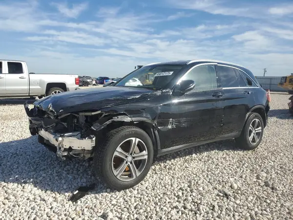 WDC0G4JBXHF143124 2017 MERCEDES-BENZ GLC - Image 1