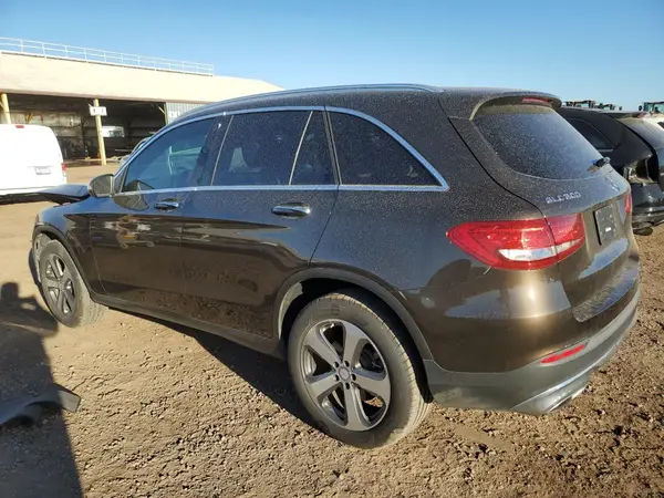 WDC0G4JBXHF150414 2017 MERCEDES-BENZ GLC - Image 2