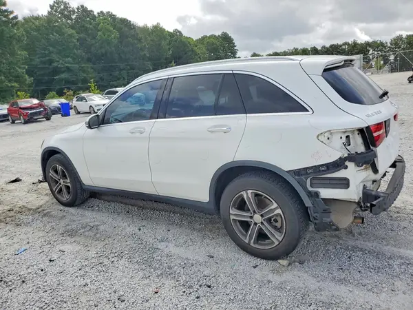 WDC0G4JBXHF163163 2017 MERCEDES-BENZ GLC - Image 2