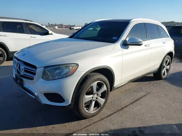 WDC0G4JBXHF164068 2017 MERCEDES-BENZ GLC - Image 2