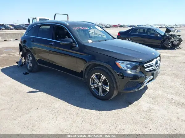 WDC0G4JBXHF165737 2017 MERCEDES-BENZ GLC - Image 1